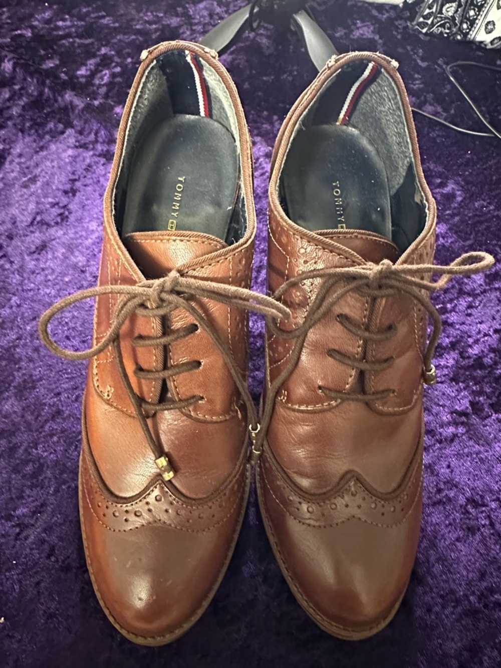 Tommy Hilfiger Men's Brown Leather Wingtip Derby Oxfords